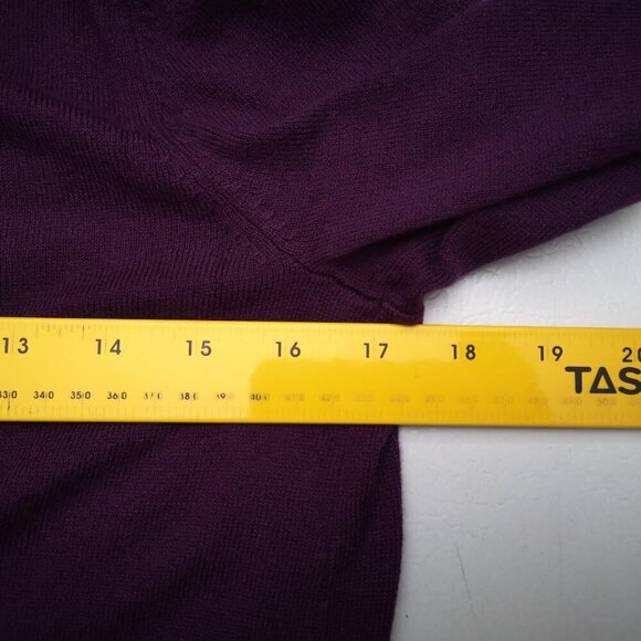 Reitmans Ladies Size Medium Purple Lightweight Cowl Neck Sweater - Picture 7 of 9